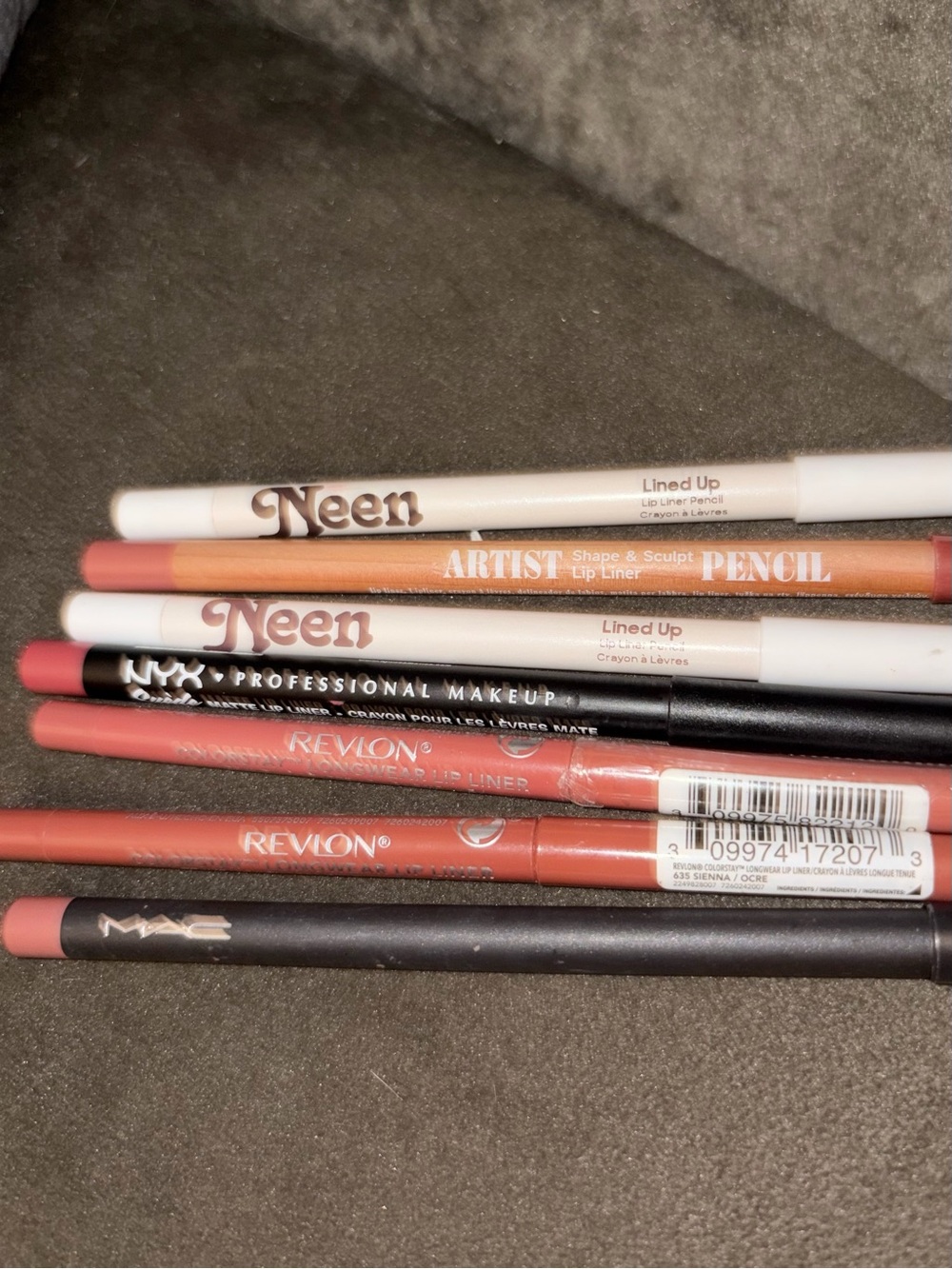 MAC Cosmetics Lip Liner Pencil in Mauve Pink with Assorted Neutral Shades